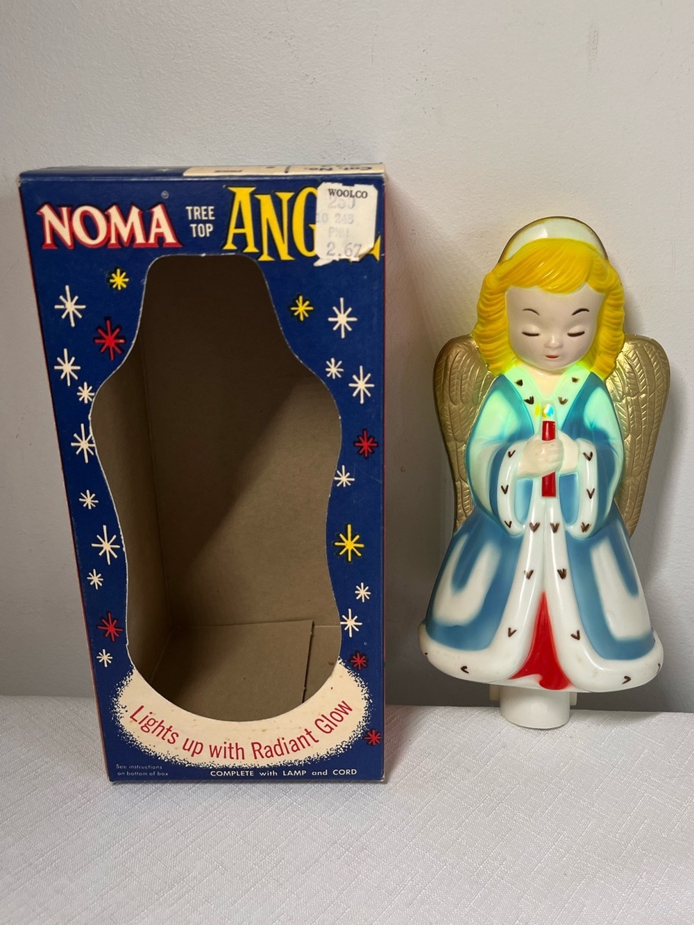 Vintage NOMA Angel Tree Topper Blow Mold - Lighted. Original box
MCM Rare